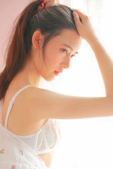 下面黑了怎么变回粉色呢